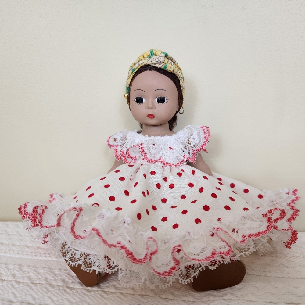 Vintage Madame Alexander Cuba Doll 8" RARE FIND